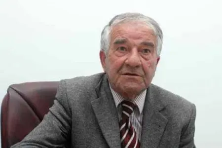 “Məmurların altı, üstü, hər yanı haram pullarla doludur” - yazıçı Seyran Səxavət