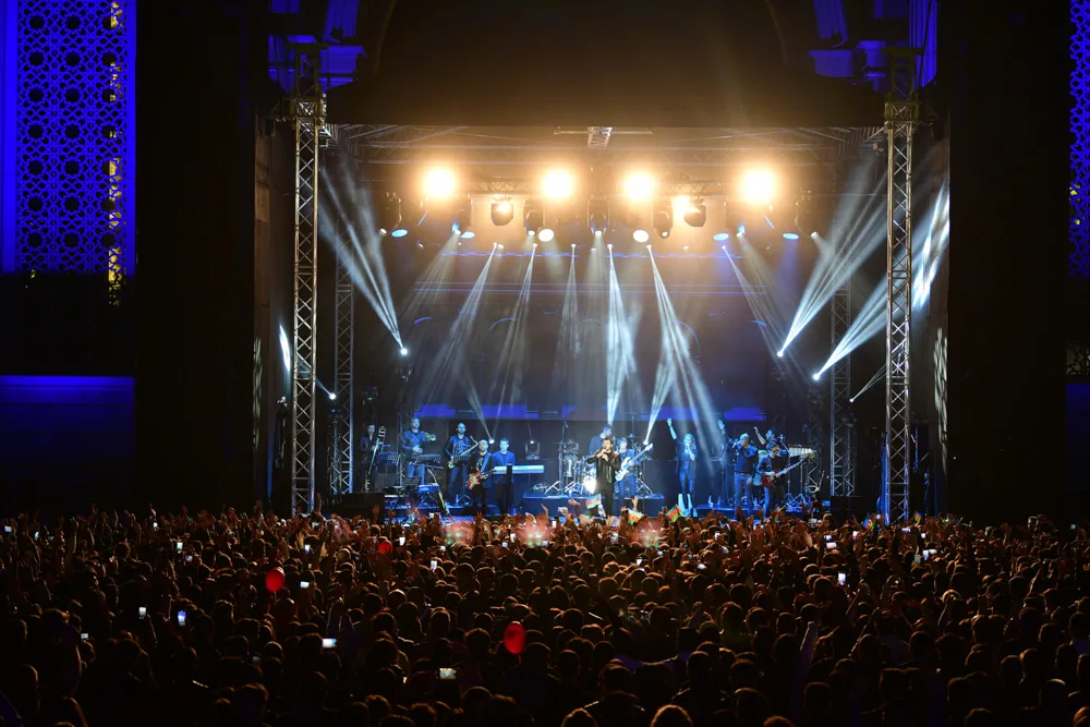 Emin Ağalarovun Gəncədəki konsertində... - VİDEO