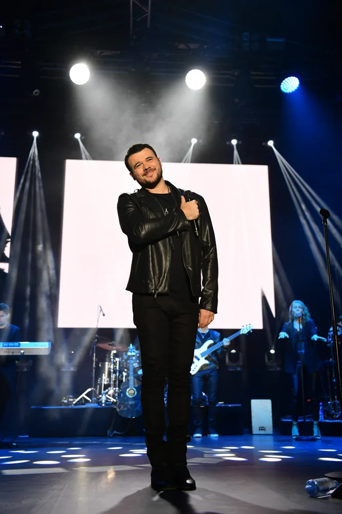 Emin Ağalarovun Gəncədəki konsertində... - VİDEO
