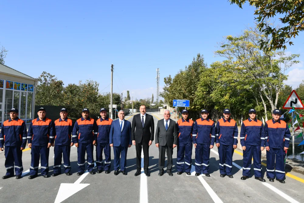 Prezident Ağdaşda yeni avtomobil yolunun açılışında - İŞTİRAK ETDİ