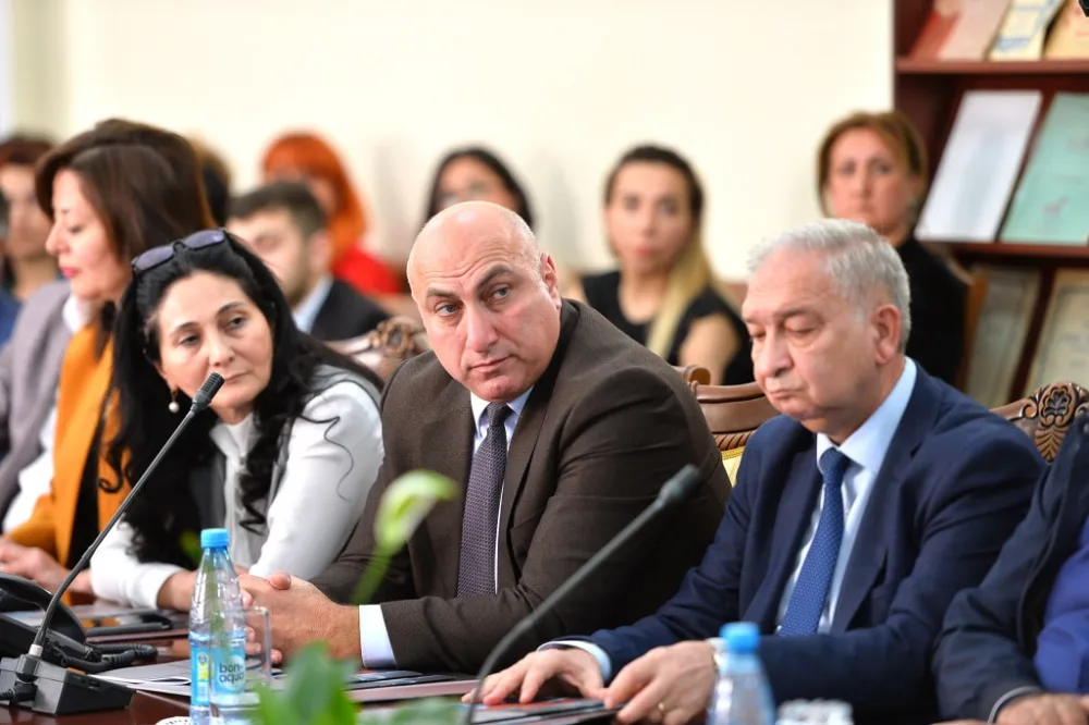 “Milli musiqi xəzinəmizdən” layihəsinin - ilk nəşrlərin təqdimatı keçirildi - FOTO