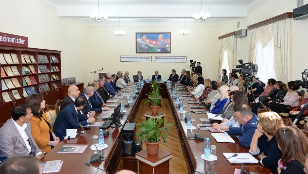 “Milli musiqi xəzinəmizdən” layihəsinin - ilk nəşrlərin təqdimatı keçirildi - FOTO