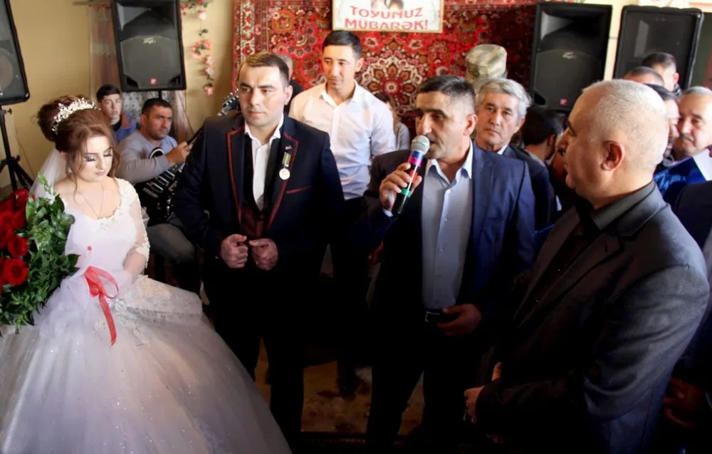 Ağstafada bəyə toy günü - MEDAL VERİLDİ - FOTOLAR
