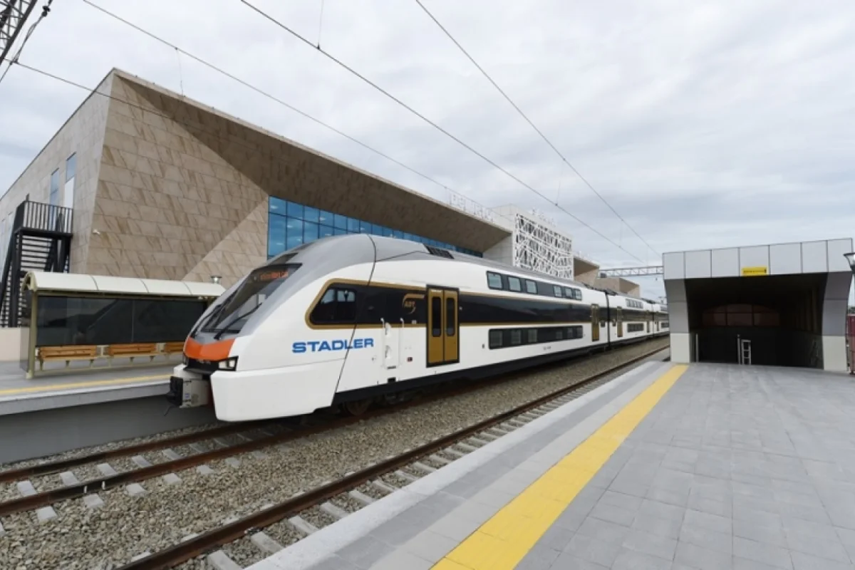 Sərnişinlərə ŞAD xəbər - Bakı-Sabunçu-Bakı elektrik qatarlarının hərəkəti bərpa olunur