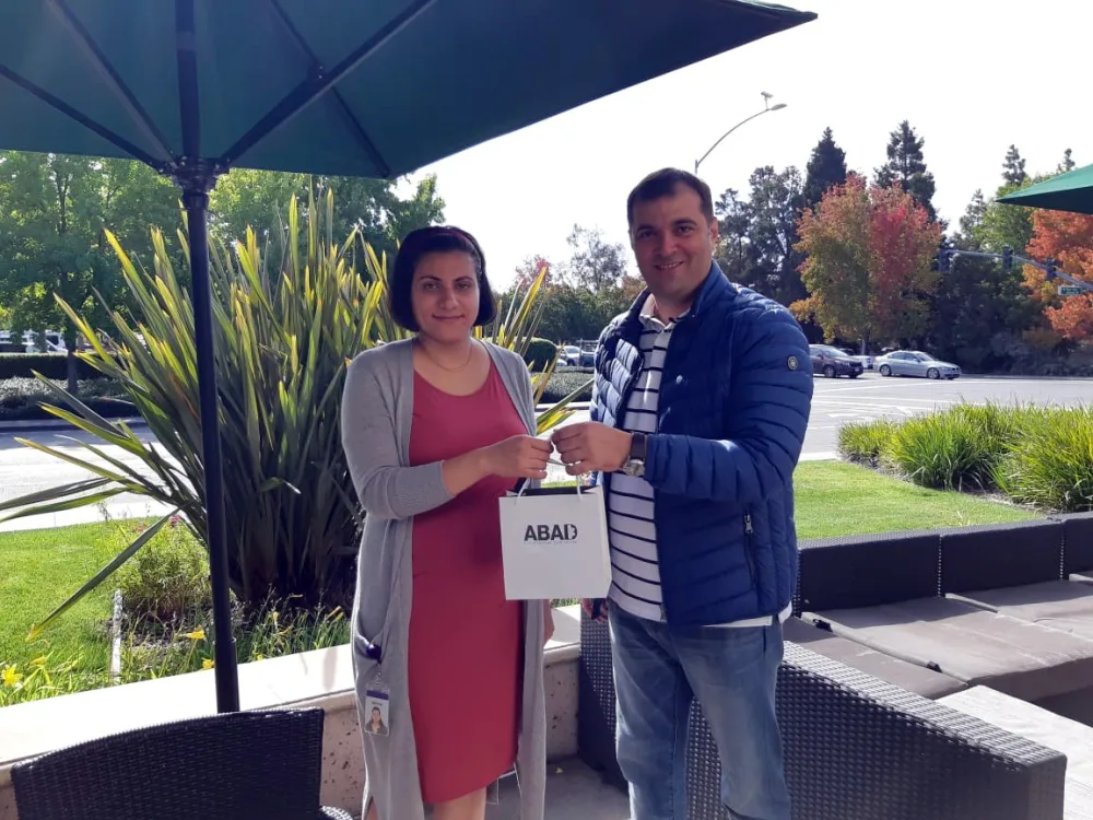 ASAN Radio Silikon Vadisindən reportaj hazırlayan - ilk Azərbaycan radiosu oldu - FOTOLAR