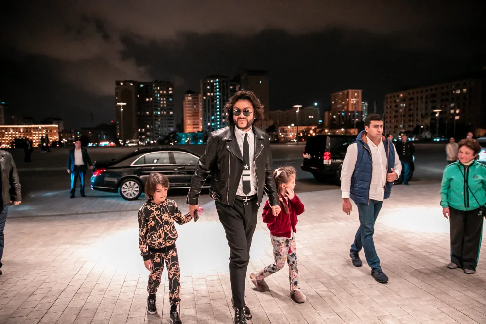 Filipp Kirkorov Azərbaycan dilində - DANIŞDI - VİDEO - FOTOLAR