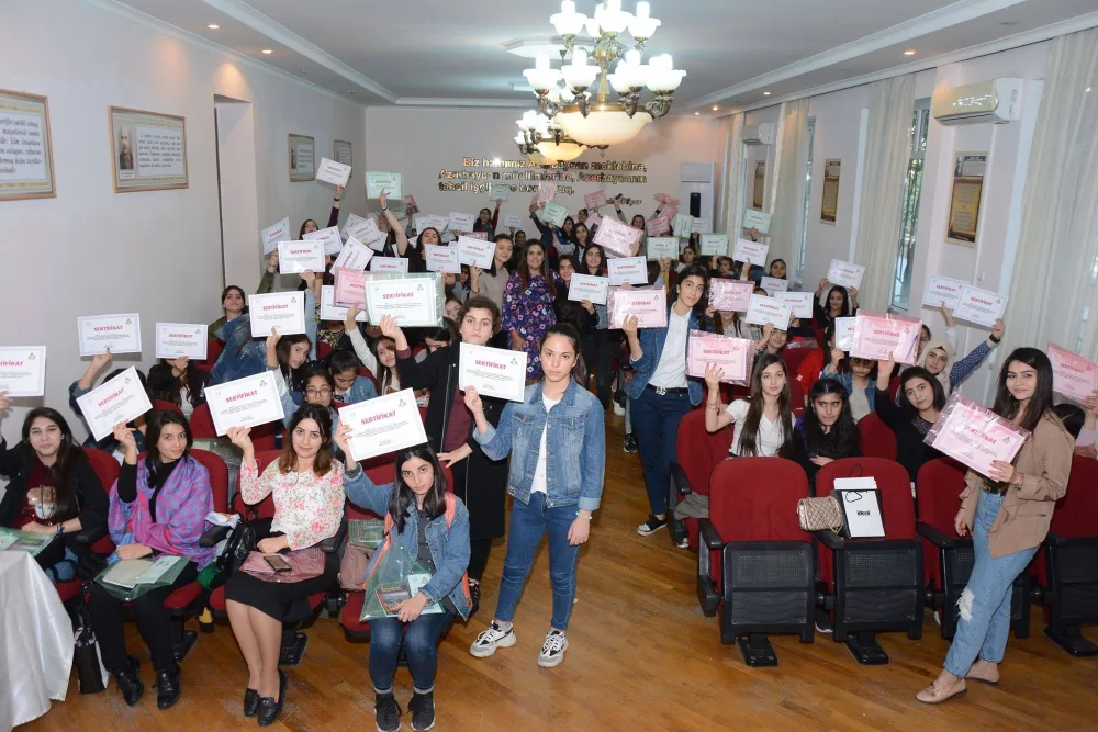 "Kreativ müəllim" layihəsi çərçivəsində tədbir keçirilib - FOTO