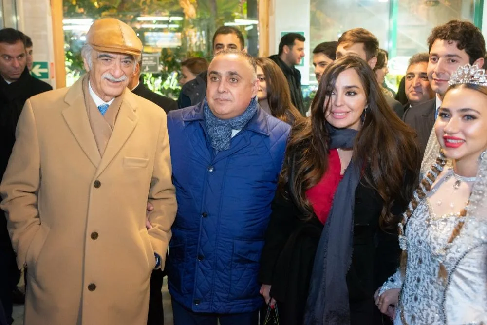 Moskvada İmadəddin Nəsiminin heykəlinin açılış mərasimi keçirilib - FOTOLAR