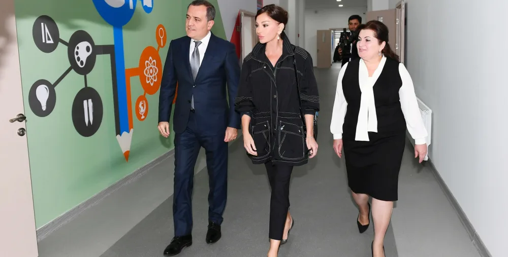 Mehriban Əliyeva Pirşağıdakı 10 saylı internat məktəbində - FOTOLAR