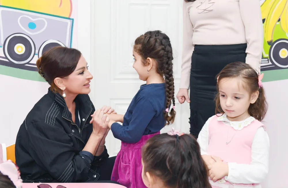 Mehriban Əliyeva 64 saylı körpələr evi-uşaq bağçasında - FOTO