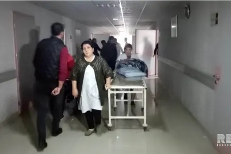 Bərdədə yol qəzasında 6 nəfər xəsarət alıb