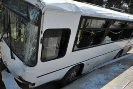 Bakıda sərnişin avtobusu aşdı - 2 nəfər öldü