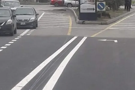Bakıda inanılmaz yol nişanlanması – - Sürücülər çaşqınlıq içində qalıb – FOTO