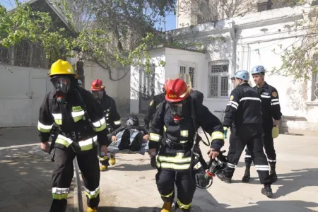 Bakıda bağçada YANĞIN - 50 UŞAQ TƏXLİYYƏ EDİLDİ