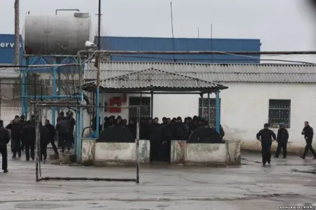Salyanda 5 saylı həbsxanaya - BAXIŞ KEÇİRİLDİ