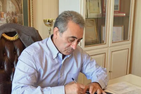İlham Rəhimovun kitabı Qırğız dilində - ÇAP EDİLDİ
