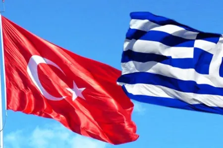 Yunanıstanlı müxbir ölkəsinə görə - UTANDI