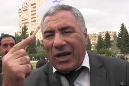 “Bunu deyənlər qələt edir, başların da daşa döyürlər” - Hafiz Hacıyevi "cin atına mindirdilər"