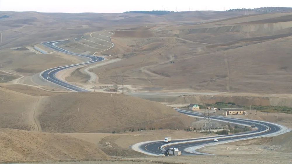 Bakı-Şamaxı yolunun 16 km-lik hissəsi - GENİŞLƏNDİRİLİR - FOTO