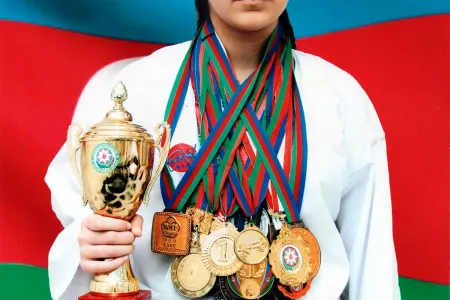 Bakının 3 məktəblisi qızıl medal - qazandı