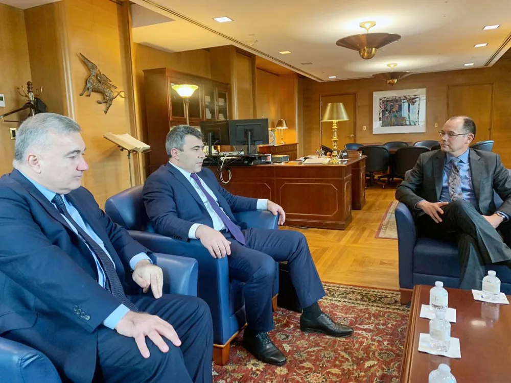 İnam Kərimov AMERİKAYA GETDİ