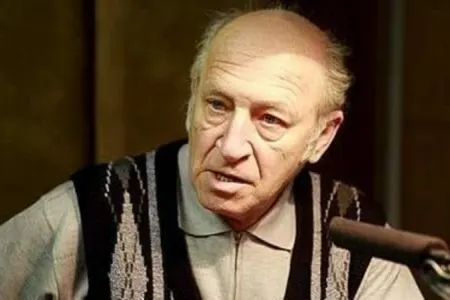 Keçmiş prezident qocalar evində - VƏFAT ETDİ
