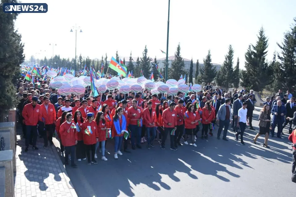 Quzanlıda Dövlət Bayrağı Günü ilə bağlı YÜRÜŞ - FOTOLAR