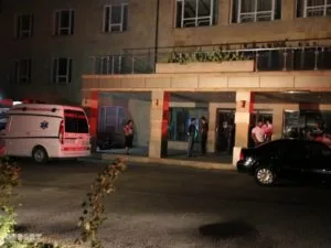 Bakıda xəstə yaxınları həkimlərə hücum çəkdi, təhqir etdi