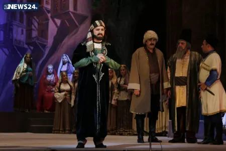 Ramil Qasımov "Vaqif" obrazında - FOTOLAR