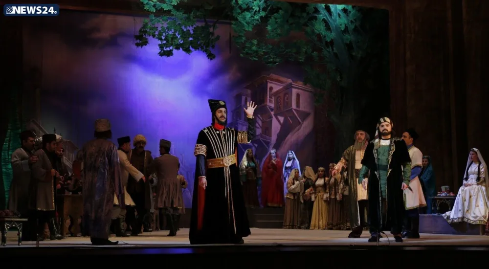 Ramil Qasımov "Vaqif" obrazında - FOTOLAR