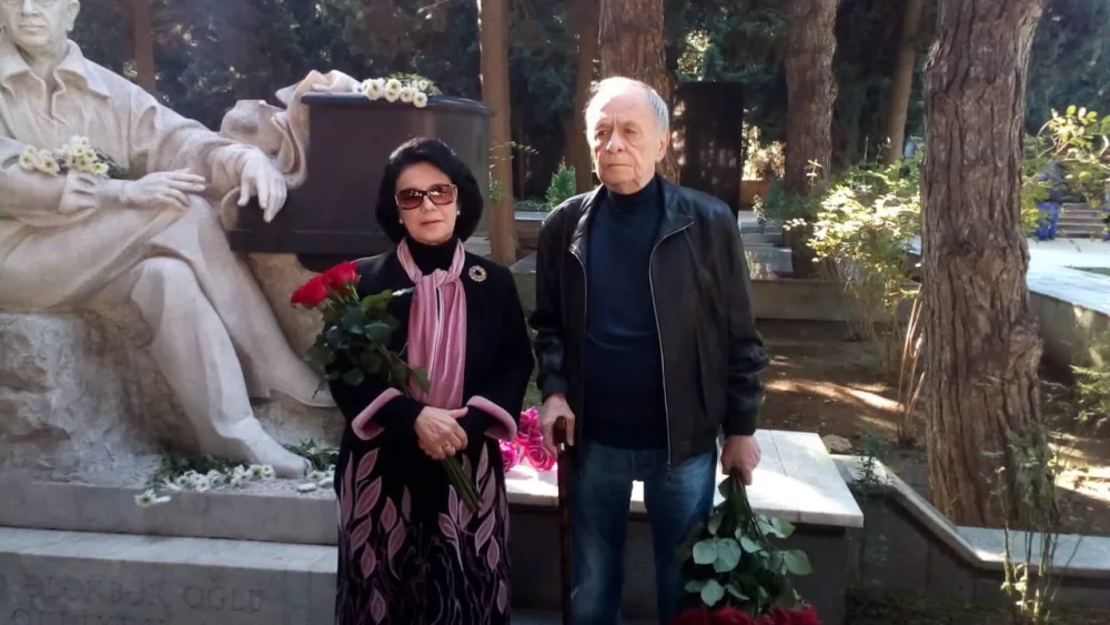 Xalq artistinin məzarı ziyarət olundu - FOTOLAR