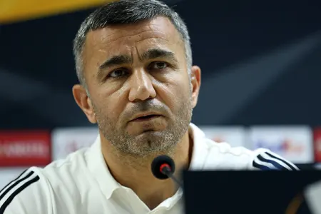 "Hələ heç nə bitməyib" - Məğlubiyyət sonrası baş məşqçi danışdı