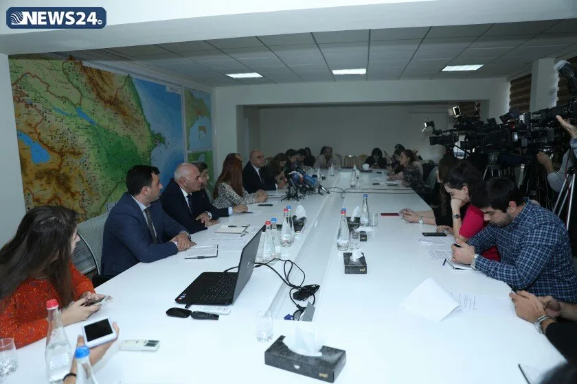 "Dövlət Bayraq günü" ilə bağlı marafon - KEÇİRİLƏCƏK - FOTOLAR