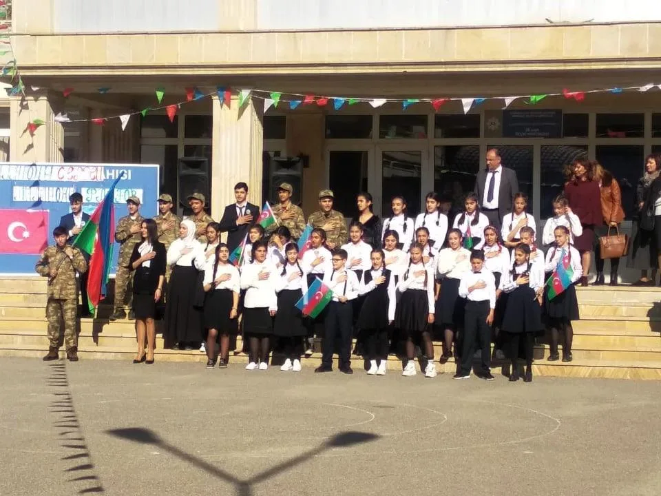 “Milyon ürək, bir bayraq” - Dövlət Bayrağı günü qeyd edildi - FOTO