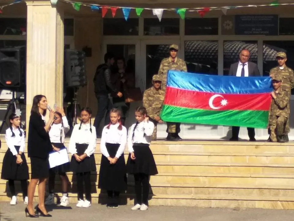 “Milyon ürək, bir bayraq” - Dövlət Bayrağı günü qeyd edildi - FOTO