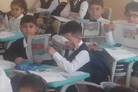 "Bu ağlayan Rəşad Atakişiyevin qardaşı oğludur" - ÜRƏKPARÇALAYAN GÖRÜNTÜ