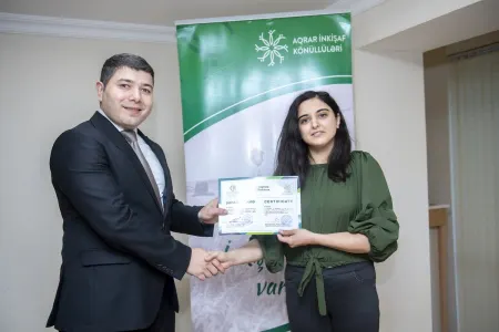 “Aqrar İnkişaf Könüllüləri”nə sertifikatlar - verildi