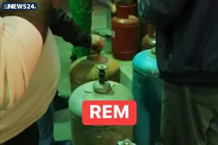 Bakıda yanacaqdoldurma məntəqələrində fövqəladə vəziyyət - FOTO