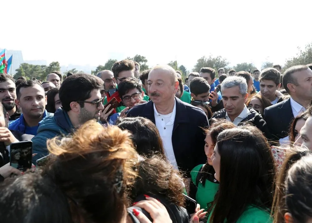 İlham Əliyev və Mehriban Əliyeva - “Gənclik” parkında - FOTOLAR