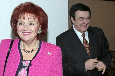 Müslüm Maqomayevin həyat yoldaşı - XƏSTƏXANAYA YERLƏŞDİRİLDİ