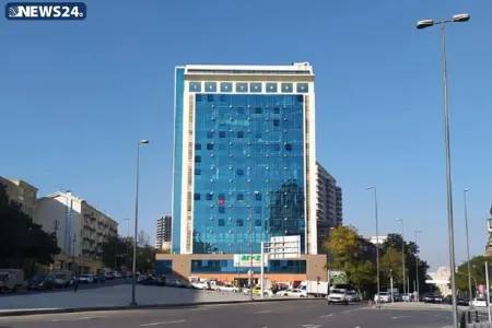 Bakının mərkəzindəki məşhur bina simasını dəyişib belə oldu - FOTO