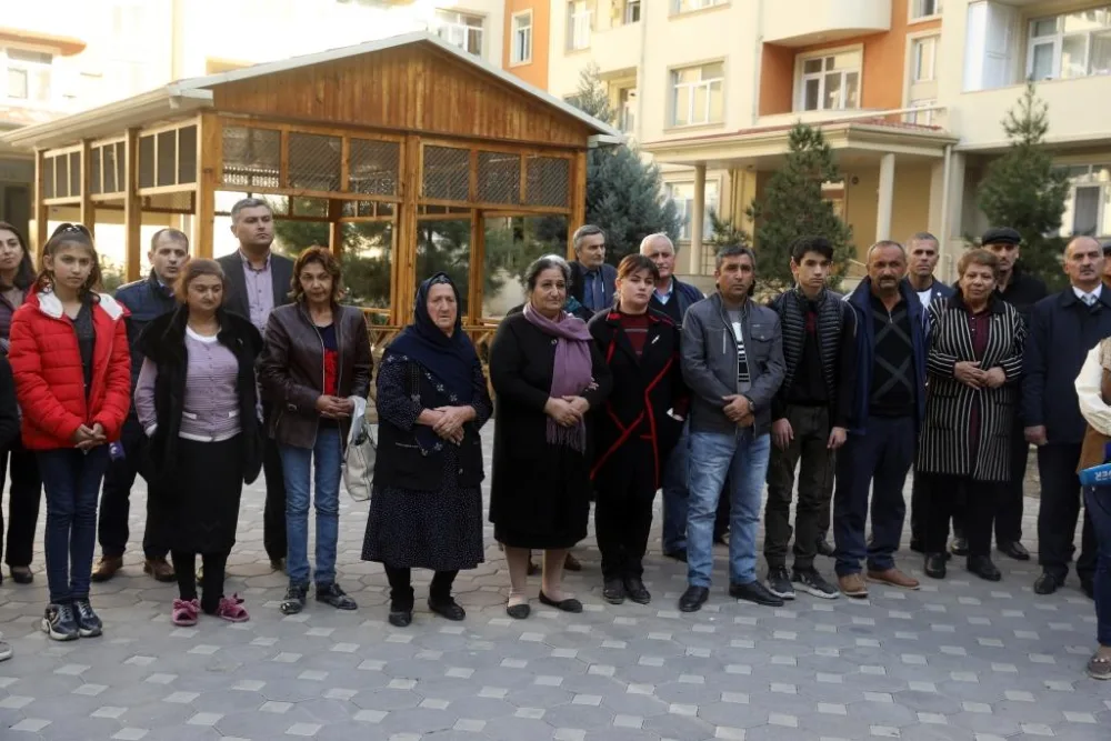 Daha 32 Qarabağ əlili və şəhid ailəsinə - EV VERİLDİ -FOTOLAR