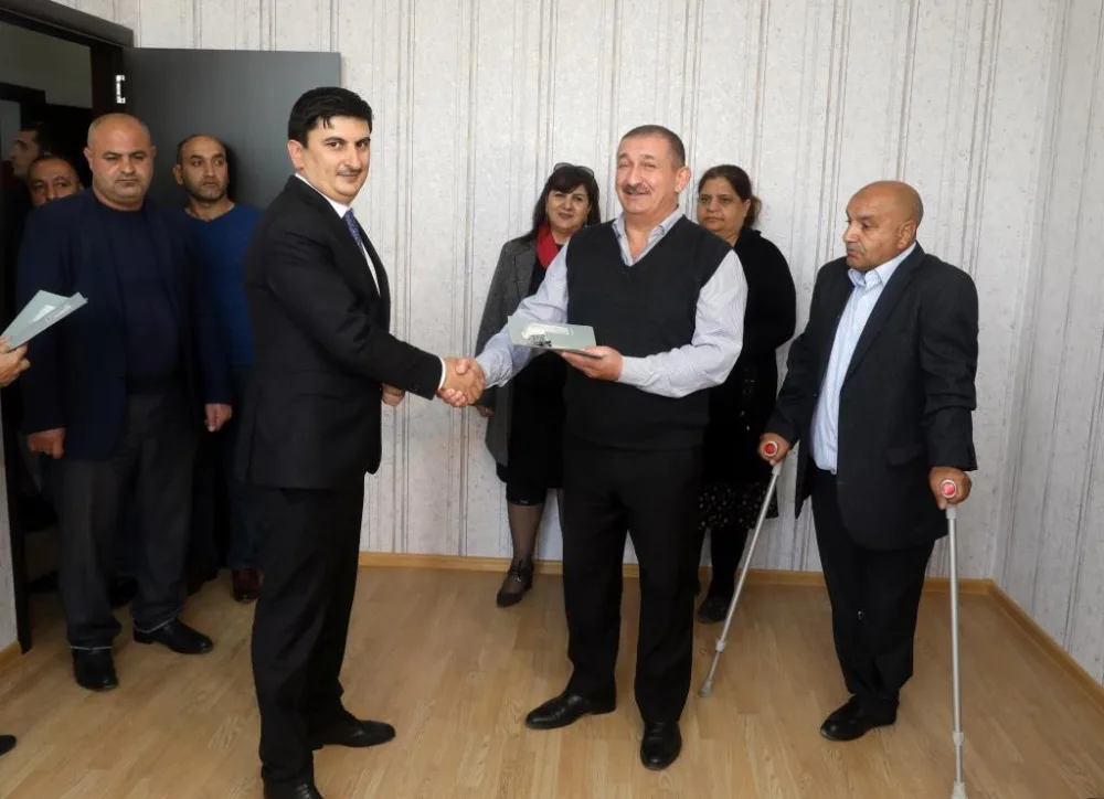 İndiyədək şəhid ailələrinə və müharibə əlillərinə 6907 - EV VERİLİB - FOTO