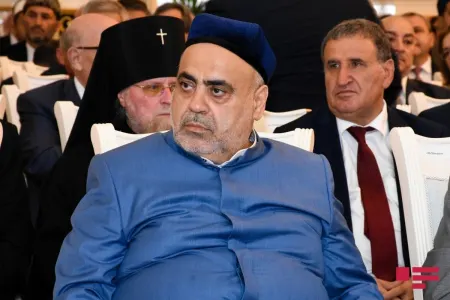 Vladimir Putin Allahşükür Paşazadəni - TƏLTİF ETDİ