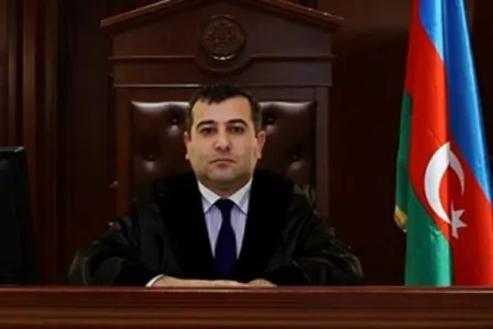 Süründürməçiliklə məşğul olan 4 hakim cəzalandırıldı