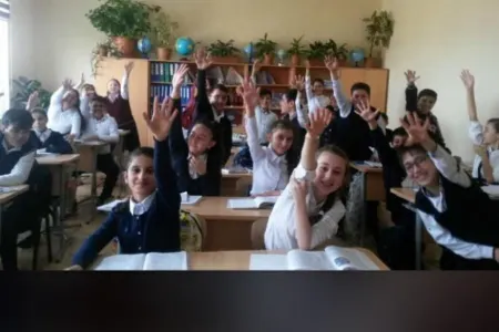 Sabahdan məktəblilərin - PAYIZ TƏTİLİ BAŞLAYIR