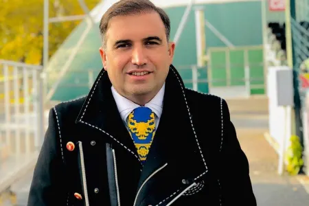 Hacı Nuran kövrəltdi: - "Anama doğru yol gedirəm"