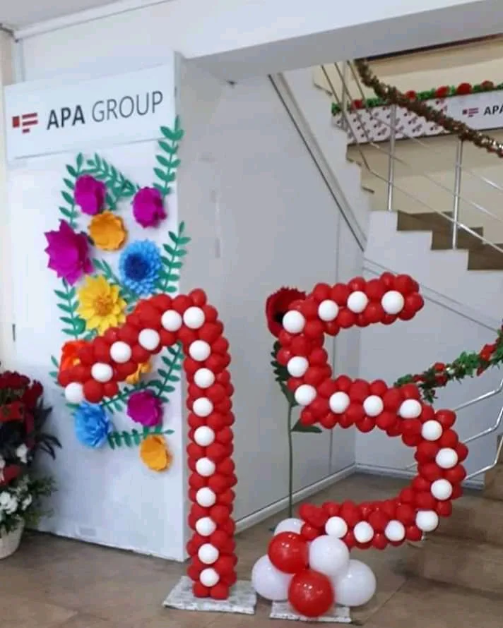 APA 15 yaşını qeyd edir