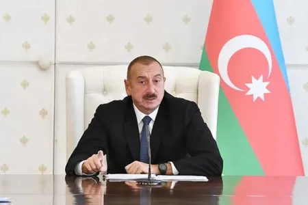 Prezident tənqid etdi: - "Xırda alverlə məşğul olması ilə tanınan bir adam Baş Nazir olmuşdu"