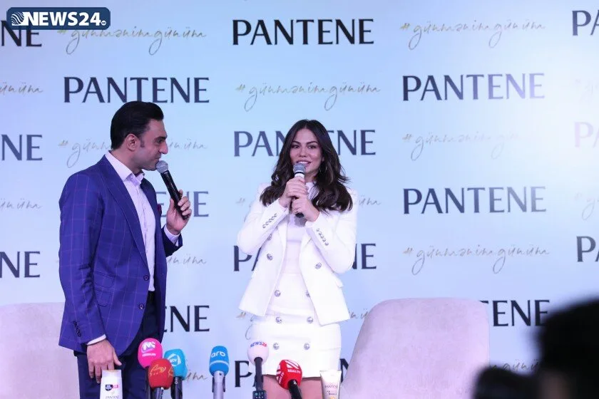 Demet Özdemir Bakıda: - "İçərişəhərdə düşbərə, dolma, paxlava yedim, kökəlməkdən qorxuram"